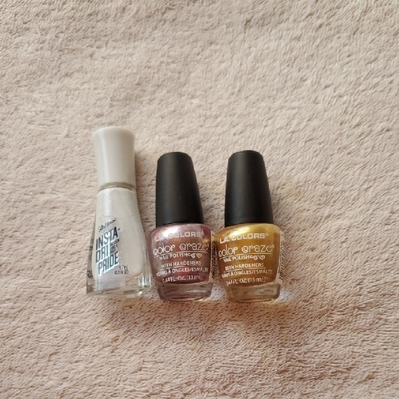 Sally Hansen Other - Nail Lacquer Bundle